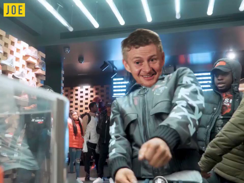 Congrats to Ole Gunnar Solskjaer - @ManUtd's first Manager of the Month since Sir Alex Ferguson 🙌