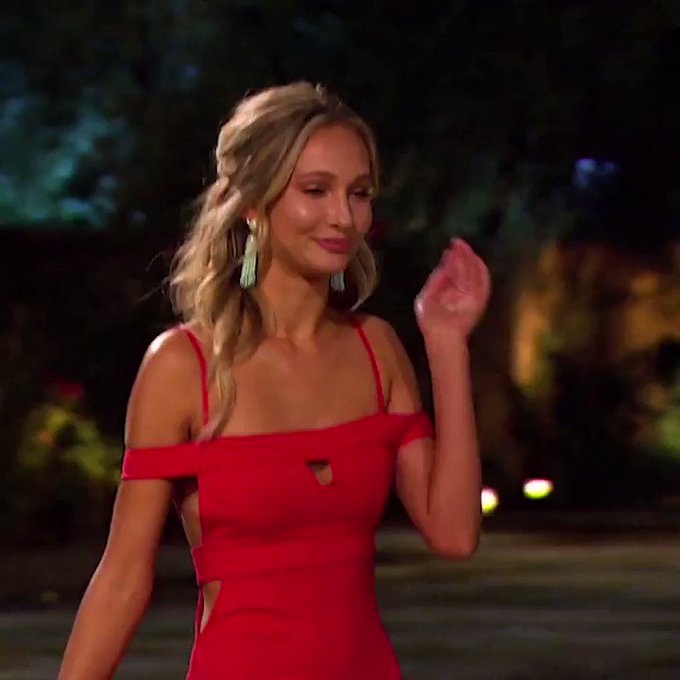 Bachelor 23 - Colton Underwood - Episode Jan 7th - *Sleuthing Spoilers* IjyzmoUQVSkpVtTP