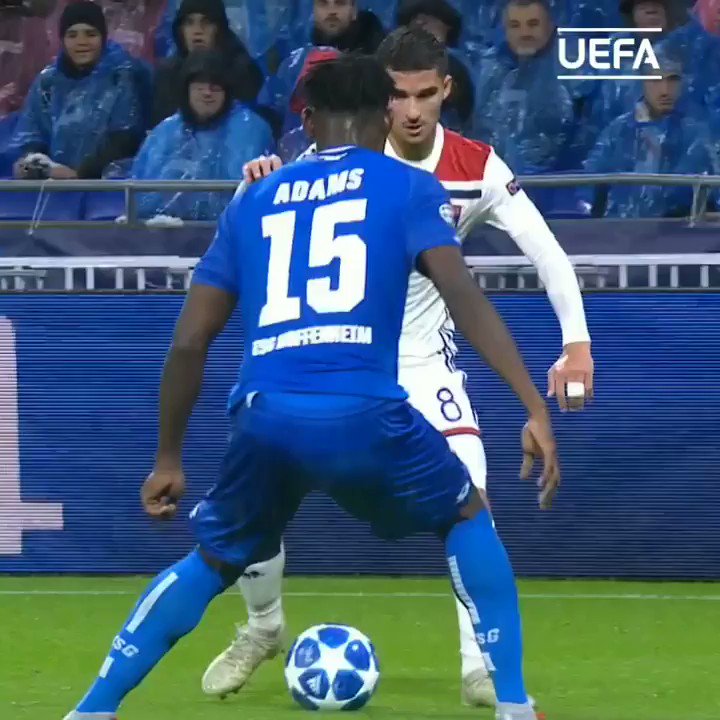 🕵️♂️ #UCL Scout:
🔴 Lyon academy gem
🔵 Glides past opponents
🇫🇷 Houssem Aouar 👌