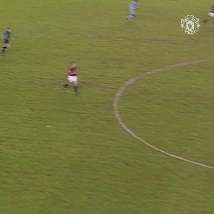 This one goes out to @VanCole9: a great goalscorer and a scorer of great goals! ⚽️ #MUFC