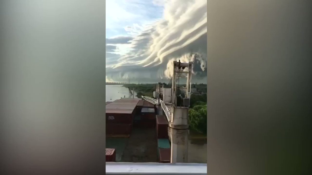 An impressive cloud front filled the sky around Buenos Aires, Argentina