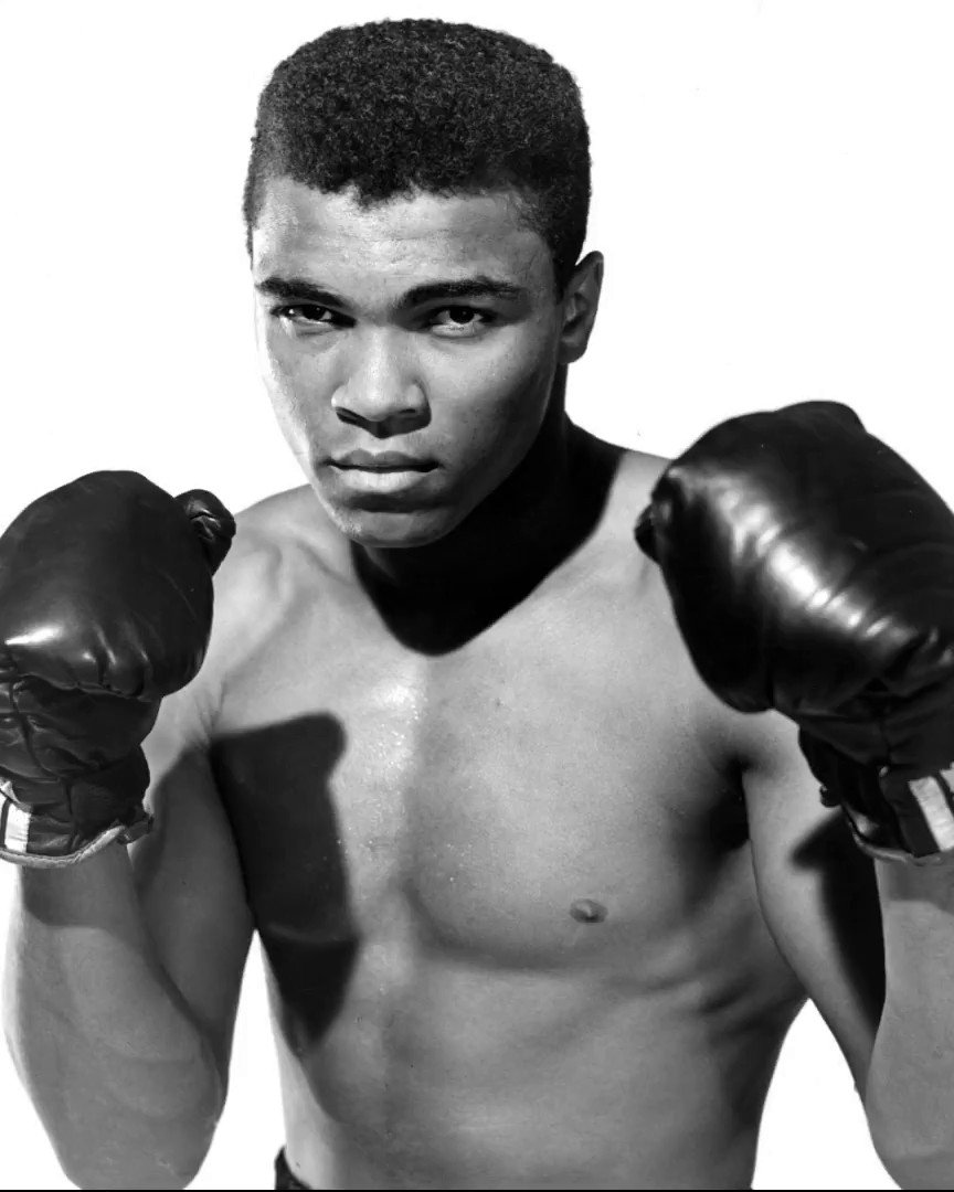 The trash talker would have been 77 today.

Happy Birthday to the late great, Muhammad Ali 