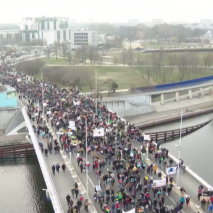 Встроенное видео