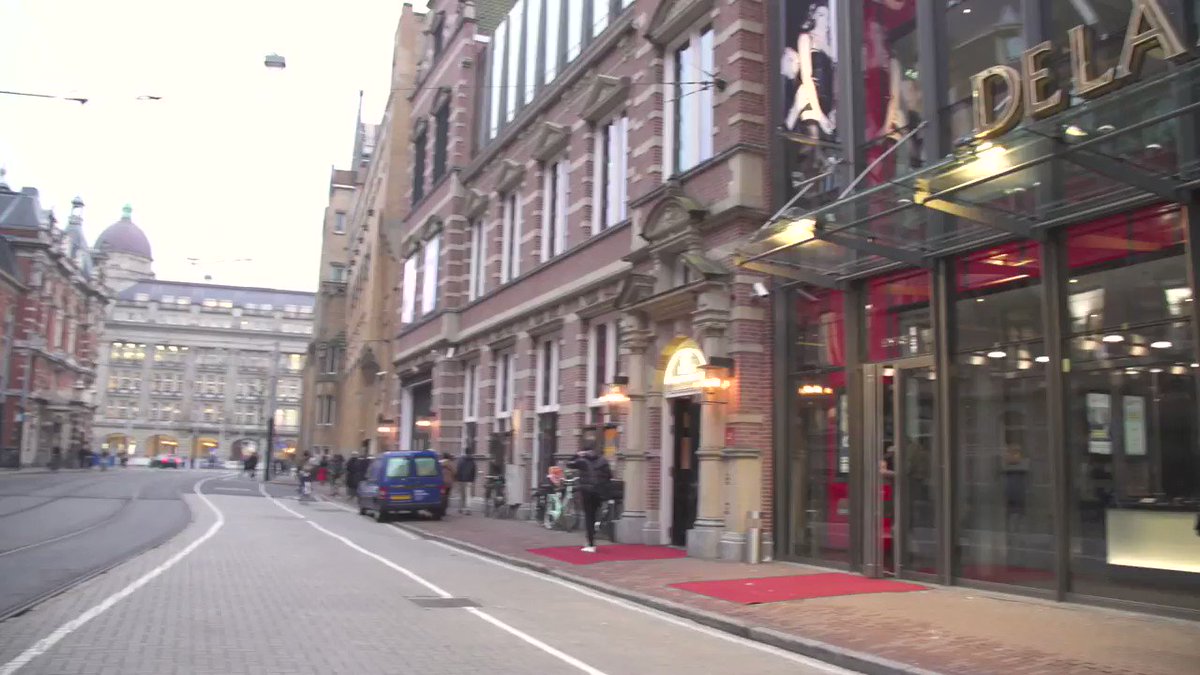 Vanavond is het zover! Om 20.00 uur start onze theatershow in het @DeLaMar theater met @RonaldKoeman, @RvN1776, @BibianMentel, @edithbosch, @stefangroothuis en @wilfrieddejong. In de video een impressie uit 2017. Er zijn nog kaarten te koop! Ga snel naar:
https://delamar.nl/voorstellingen/pieken-en-falen/ …