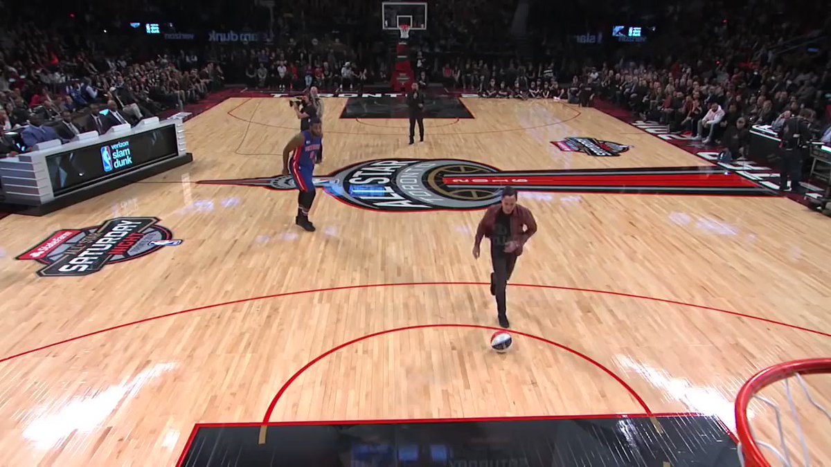 I still can’t believe how amazing this dunk contest was. Best Dunk Contest I’ve ever seen.
