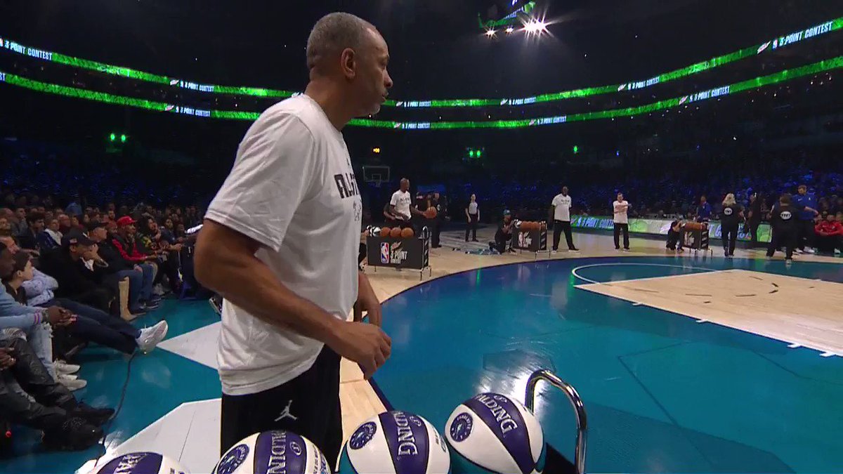 Dell Curry, Ray Allen, Mark Price & Glen Rice shoot for charity prior to the #MtnDew3PT contest! #ThisIsWhyWePlay