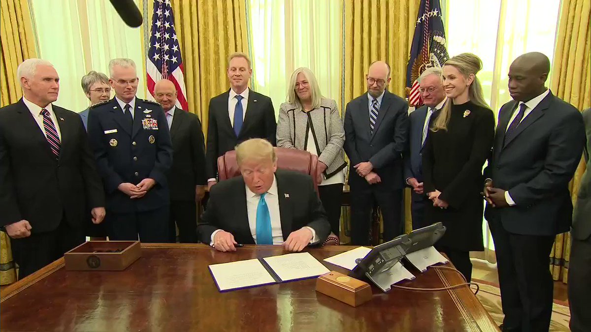 President Trump signs directive to establish a "Space Force" as the newest branch of the military http://hill.cm/4eVmcLw