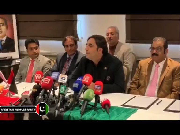 #لندن، 20 فروری 2019:"ایک ایسا ادارہ قائم کیا جانا چاہیئے جو غیر سیاسی ہو جس کی نظر میں کوئی مقدس نہ ہو پھر اس کے ذریع سیاستدانوں کا احتساب ہوگا،ججوں کا احتساب ہوگا اور جرنیلوں کا بھی احتساب ہوگا"۔
چیئرمین پاکستان پیپلز پارٹی بلاول بھٹو زرداری