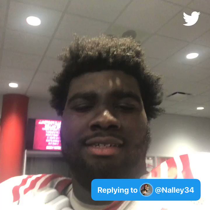 Q: #AskMekhi Who takes care of you when you need water during practice? 🤔
- @Nalley34
A: