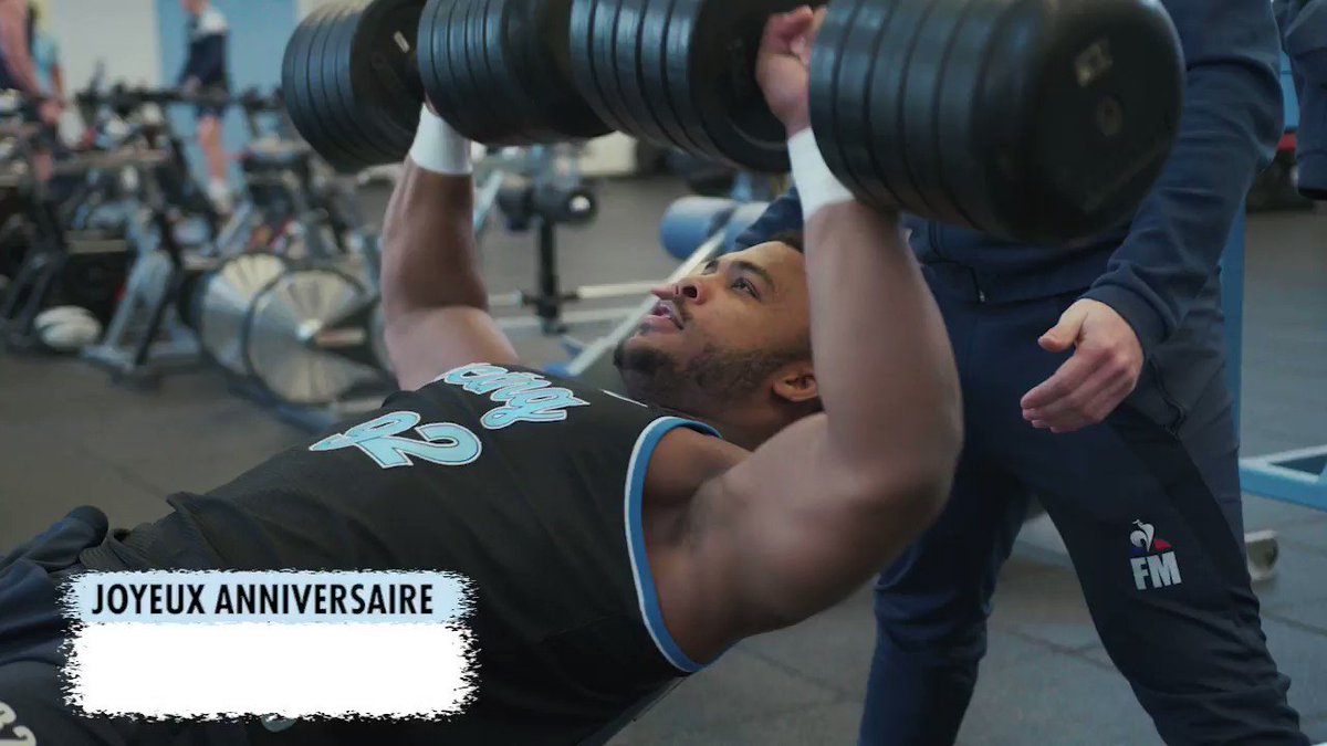 Racing 92 Joyeux Anniversaire Hassane Notre Jeune Champion Du Monde Hassanekolingar Fete Ses 21 Ans Aujourd Hui Racingfamily Hbd T Co Qq2gbhvtf9