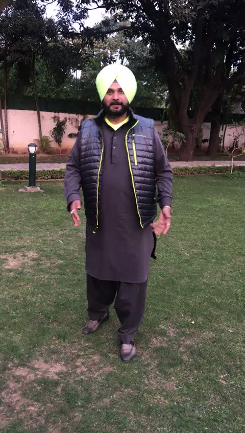 बस दो दिन का इंतज़ार।
आ रहे है बुलंद आवाज़ और जांबाज़ इरादों वाले असरदार नवजोत सिंह सिद्धू ( @sherryontopp ) जी
9 मार्च 2019 शाम 6 बजे युवा कांग्रेस फेसबुक पेज पर
चिपके रहना गुरु
खटैक!