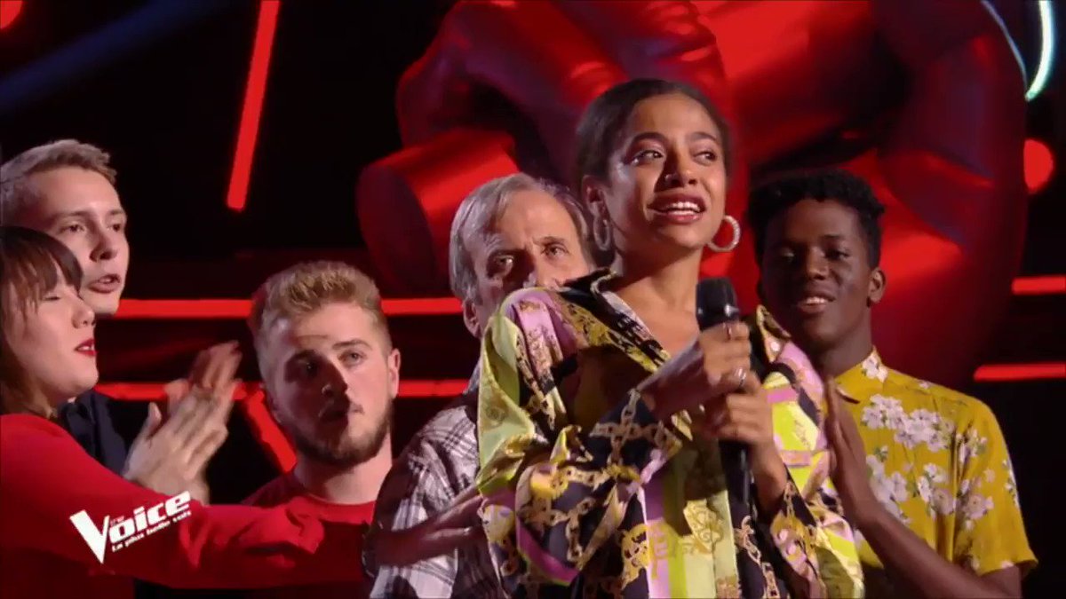 #TheVoice
Whitney consulte ses proches pour savoir quel coach choisir !
Le suspens est insoutenable pour @mikasounds et @sopranopsy4 !! 😮