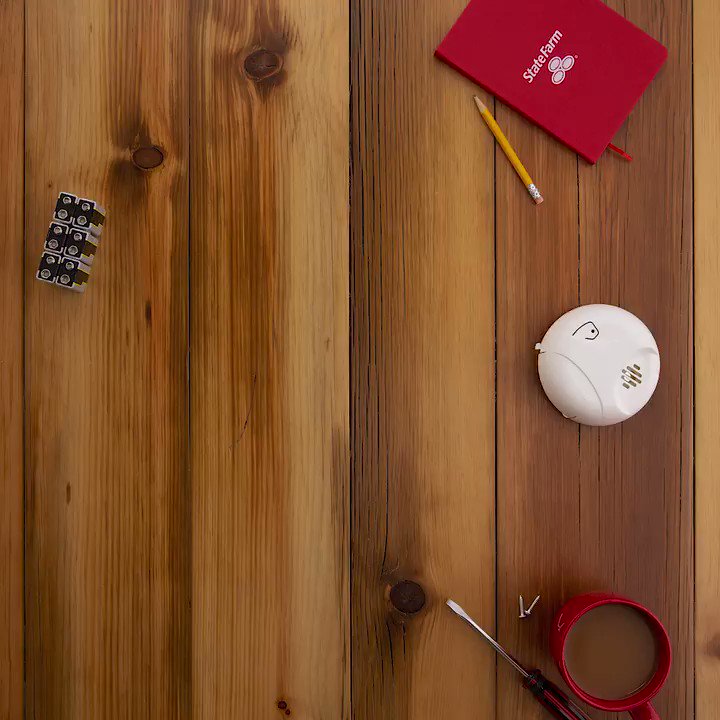 We suggest checking your smoke detector batteries twice per year. 🔋 Use daylight saving time as a reminder to make sure your batteries are still up to the challenge! #HereToHelp #daylightsaving