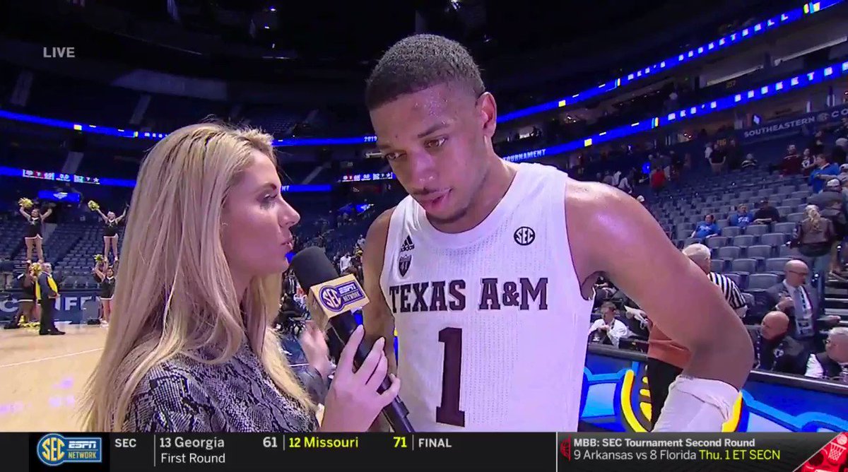 "...playing for each other, getting everyone involved. We rely on everybody to win games."
π€ @__hvmble w/@LauraRutledge after dropping a career-high 29 π
#SECTourney #GigEm