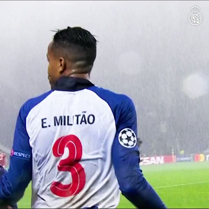 🇧🇷 Internacional absoluto con Brasil
🛡 Defensa
🗓 21 años
📺 ¡Descubre más sobre nuestro nuevo jugador, Éder Gabriel Militão!
👉 http://bit.ly/Militao_nuevojugador … | #WelcomeMilitao
