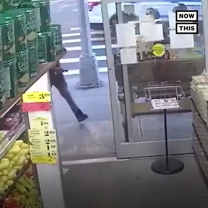 This 19-year-old delivery driver was tackled and arrested by plainclothes police because he parked his scooter in the wrong place