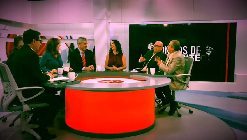 📰@El_Universal_Mx y @Milenio 🗞️ te invitan a que todos los miércoles a las 20:30 horas veas a @apontedavid, @hdemauleon, @elisaalanis, @maiteazuela, Carlos Marín, @jpbecerraacosta y @hzamarron en #ConLosDeEnfrente 📹
¡No te lo puedes perder! 🔴