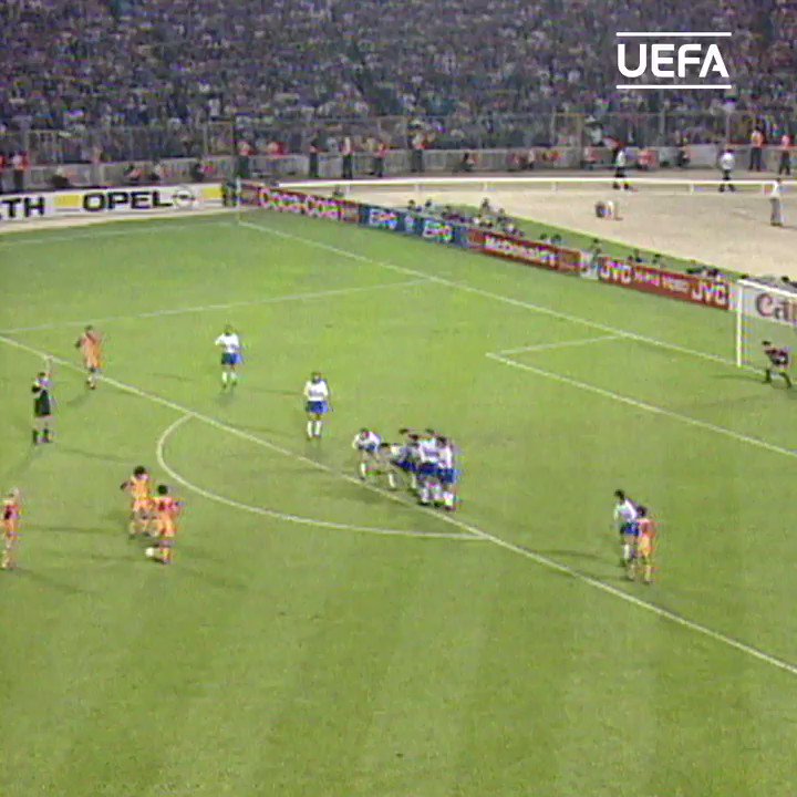 ๐ฎ Ronald Koeman's 1992 blockbuster ๐ฅ
๐ฅณ Wish #UCL winner @RonaldKoeman a happy birthday!
#ThrowbackThursday #TBT