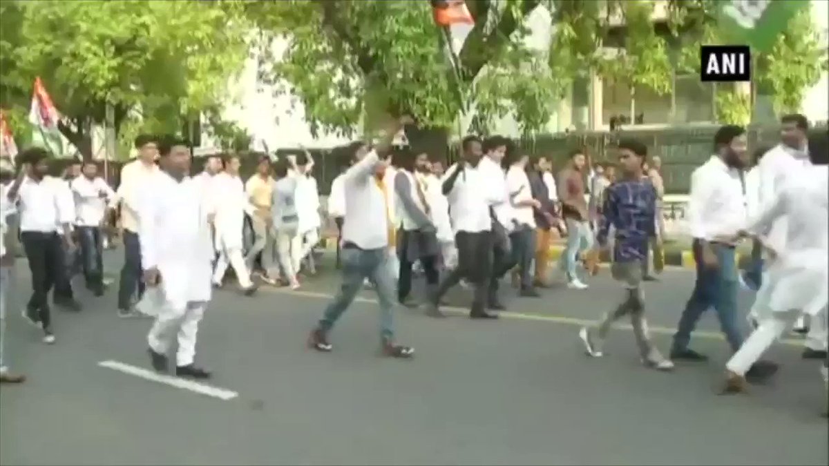 इस वीडियो में देखिए कि भाजपा सरकार कैसे बेरोजगारों का मजाक उड़ा रही है