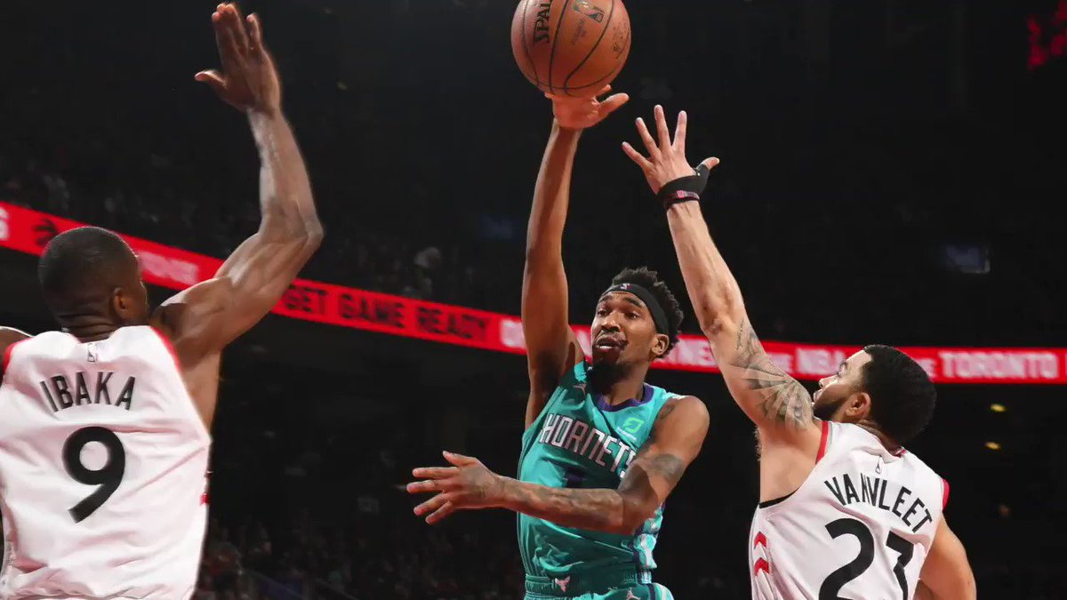 Canadians, This beautiful pass from Malik Monk to Willy Hernangomez for the JAM is today's @libmancompany Top Assist 🤩 #hornets30