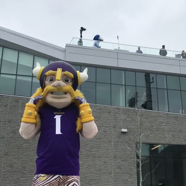 Blue (@blue) on Twitter photo 2019-04-11 15:20:33 Big thanks to @ViktorTheViking and the @Vikings for collaborating on todays #TrickShotThursday. #TrickShotBlue #VikingRingToss Big thanks to @ViktorTheViking and the @Vikings for collaborating on todays #TrickShotThursday. #TrickShotBlue #VikingRingToss