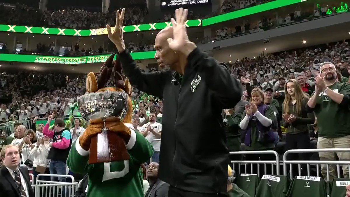 Legend in the house. 🏆
@kaj33 | #FearTheDeer
