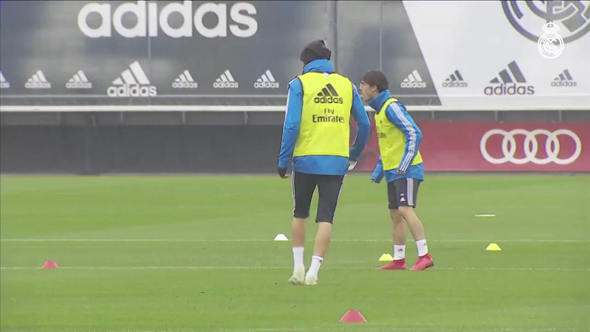 RT realmadrid: 🏃♂🌧 ¡El equipo sigue preparando el partido ante el AthleticClub! #RMCity Síguenos en nuestras redes como RMCSITE. #HalaMadrid #RMCSITE