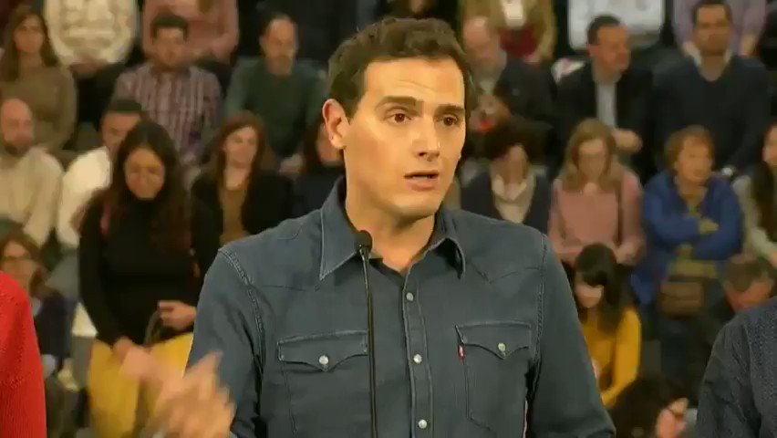 🇪🇸 @Albert_Rivera "Vamos a establecer una multa de 30.000 euros para quien se le ocurra abandonar a un animal. Tenemos que ganar esta batalla porque tiene consecuencias para los animales y para la sociedad" #VamosConLasMascotas