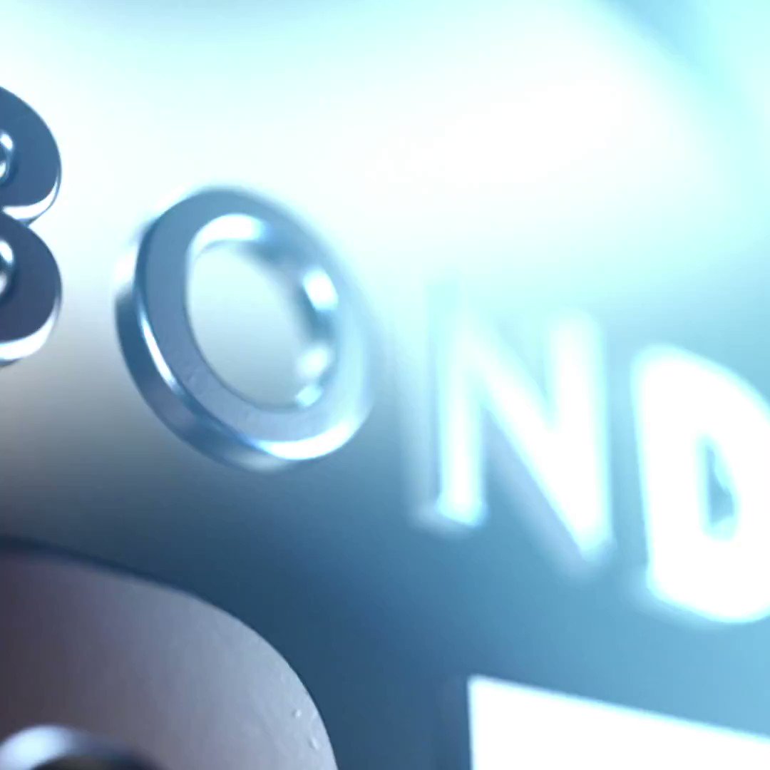 James Bond's photo on #Bond25