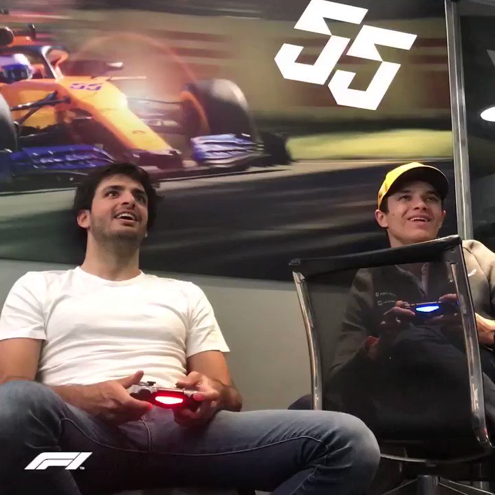 REVEALED: The secret to good morale between team mates...
Thrashing each other on FIFA? 😅🎮
Check out more from Carlos' #SpanishGP weekend in his latest column for the F1 website >> https://f1.com/Sainz-Column-ESP …