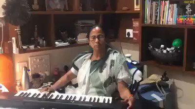We have always seen @MamataOfficial as a political leader. In this video, watch the West Bengal CM in a never seen before Avatar.#UserGeneratedContent (@manogyaloiwal )More Videos: http://bit.ly/IndiaTodaySocial … …