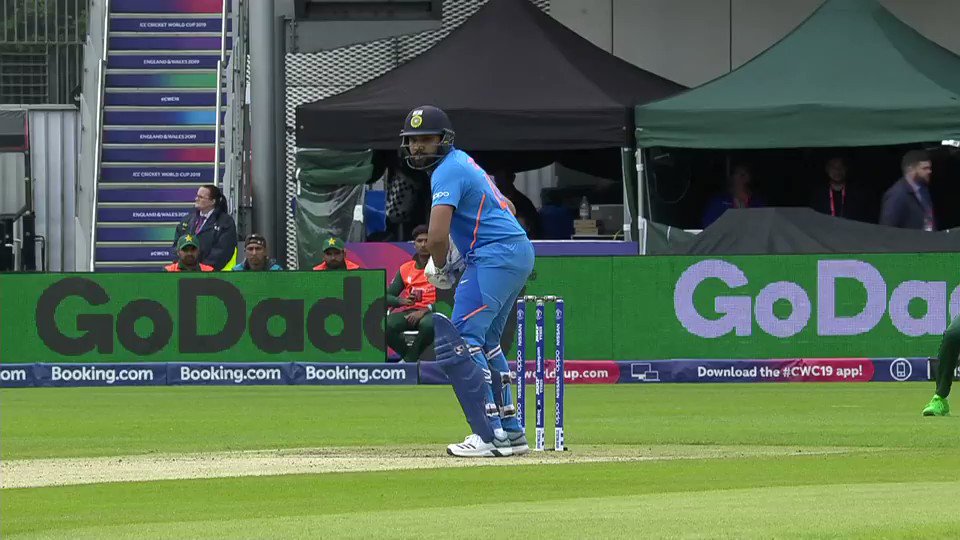 9️⃣ sixes were struck in a high-intensity #INDvPAK clash at Old Trafford on Sunday – 3️⃣ of which came off Rohit Sharma's blade! Relive those big hits with our @bira91 Super Sixes for the game: