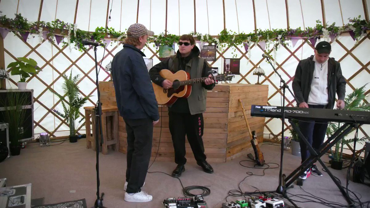 .@dmasmusic DMA's treated us to this stunning acoustic version of The End at the Isle Of Wight Festival last weekend. If you've got a mate that's not hooked on this Aussie three-piece yet then this should do the trick...