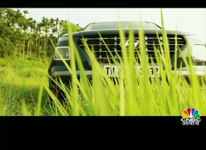 #AwaazFeature | Compact SUV खरीदने की सोच रहे हैं लेकिन बजट है कम, तो हम करेंगे आपकी खरीदारी आसान । कम बजट में कौन सी SUV है बेस्ट, जानने के लिए देखिए ये वीडियो ।#AwaazOverdrive | #Venue | #Brezza | #MahindraXUV300 | @mishramugdha| @Kumarcnbc