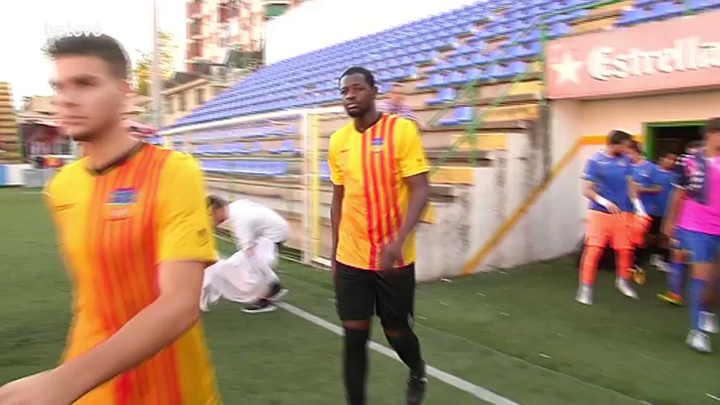 ⚽️ Elhadji (@ebaldeh9) torna a casa
El davanter torna a la @uesantandreu després de l'aventura grega
https://beteve.cat/esports/sant-andreu-elhadji-baldeh/ …
