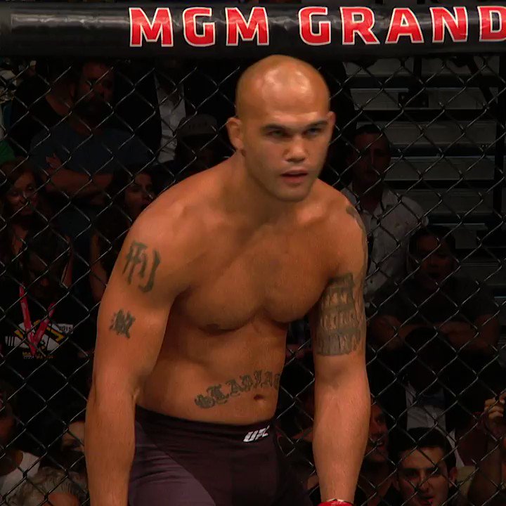 Greatest fight in UFC history!?
#OnThisDay in 2015, Lawler-MacDonald 2 ⤵️