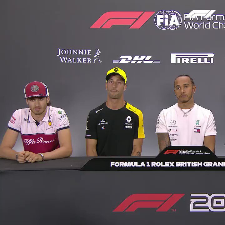"I still feel young, and sharp, and... good-looking" ๐
@DanielRicciardo reflects on his #F1 debut eight years ago
#BritishGP ๐ฌ๐ง