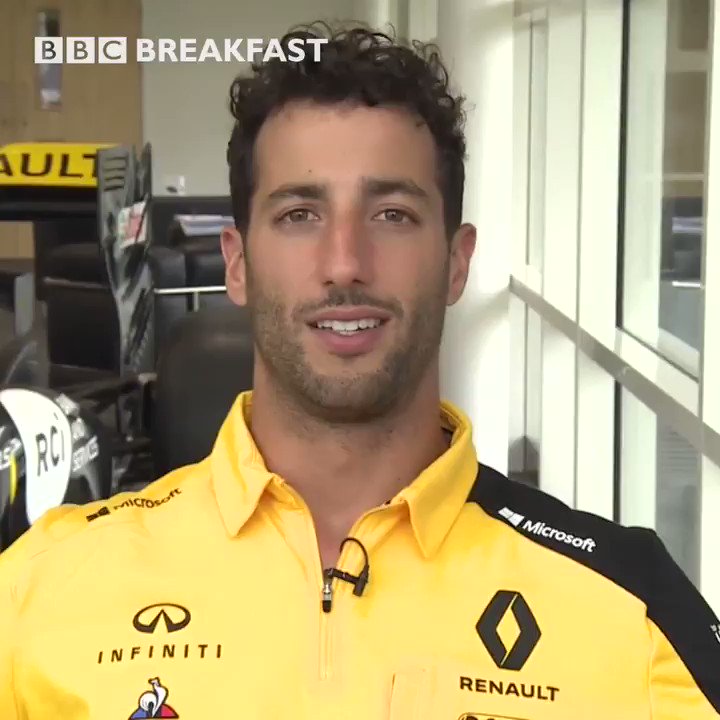Australian F1 driver @danielricciardo tells us what he likes most about racing at Silverstone π
#britishgp #F1 @RenaultF1Team