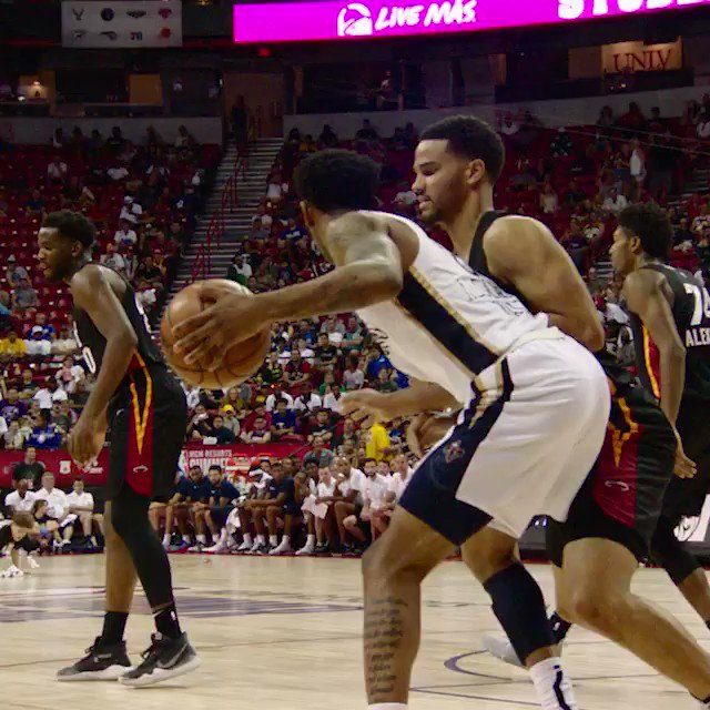 Nickeil Alexander-Walker (17 PTS) buries the turnaround jumper in #PhantomCam! #NBASummer #NBARooks
@PelicansNBA 58
@MiamiHEAT 56
📺: ESPN