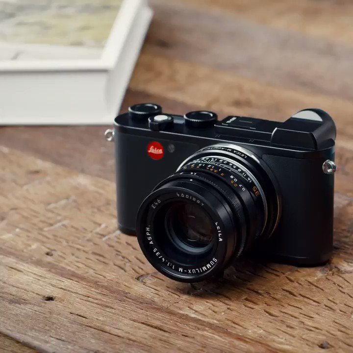 Mix and match the Leica way. The L-Mount bayonet creates a compact and powerful combination of the Leica CL with M-lenses. Learn more about the #LeicaCL: http://bit.ly/2JtzBHC