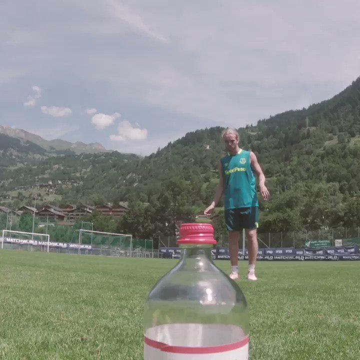 ๐พ | Tom Davies x #BottleCapChallenge...