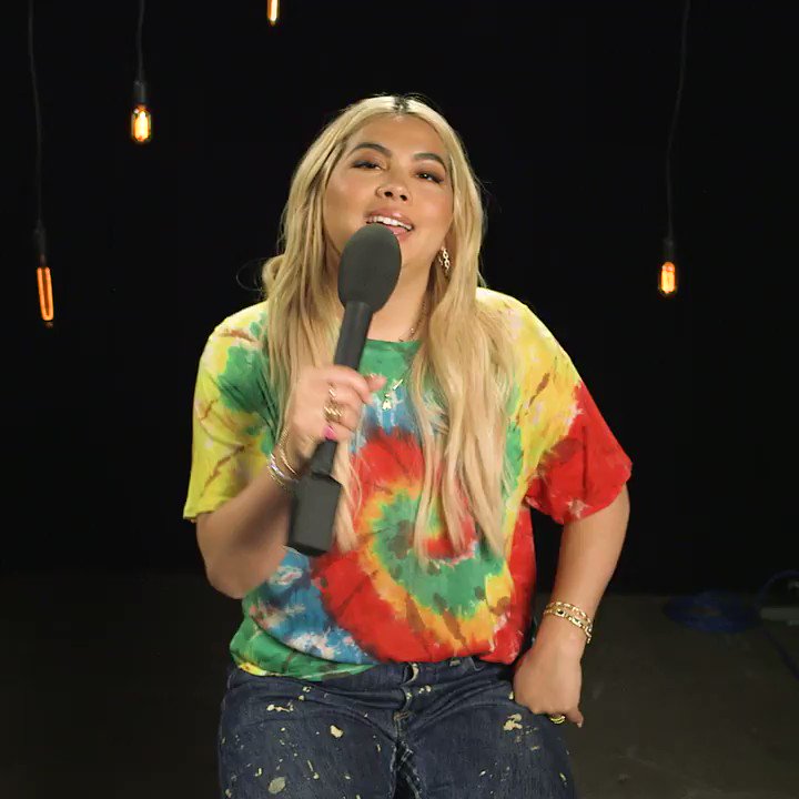 I'm putting ALL of @HayleyKiyoko's fave tunes on my summer playlist immediately! #MusicToBlankTo 💫