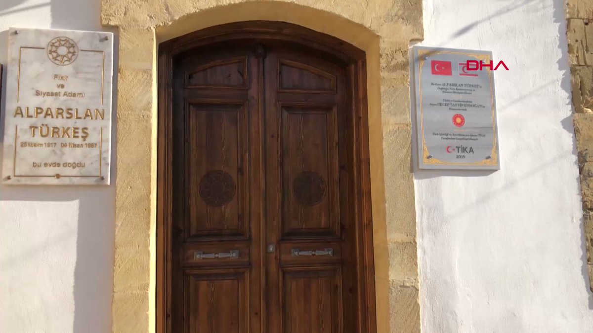 MHP kurucusu Alparslan Türkeş'in, doğduğu ve 8 yaşına kadar yaşadığı Lefkoşa'daki evi Cumhurbaşkanı Recep Tayyip Erdoğan'ın talimatlarıyla müze haline getirildi.
https://www.yenisafak.com/video-galeri/gundem/alparslan-turkesin-evi-muzeye-donustu-2196222 …