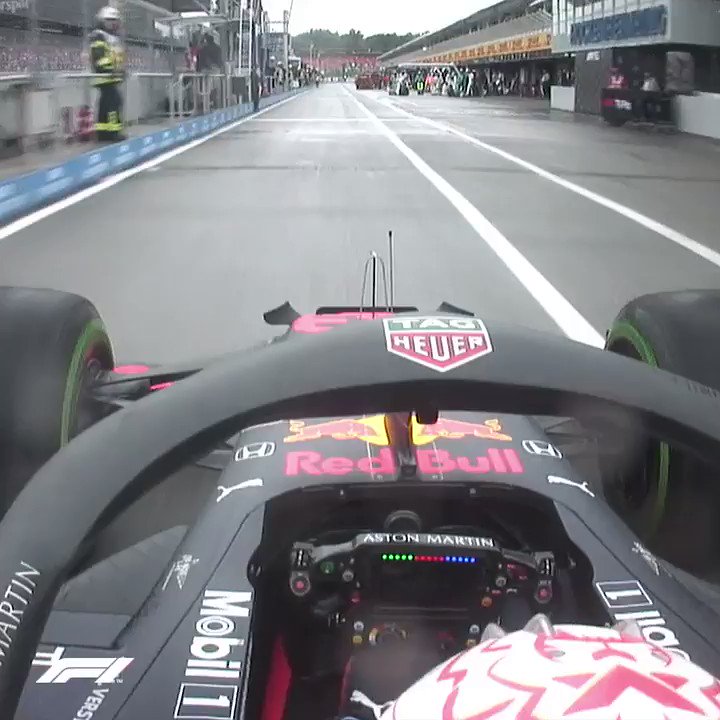 “Teamwork makes the dream work!”
In and out in 1.88 seconds, for the fastest pit stop ever
->World Record! 💪 🏆 #GermanGP #Formula1 🥇
@redbullracing @redbull