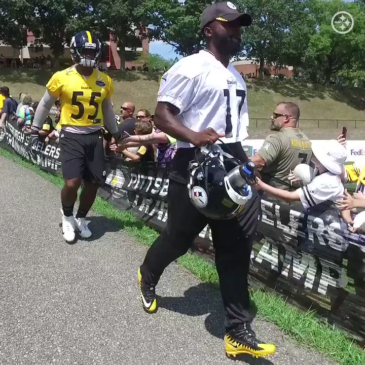Pittsburgh Steelers (@steelers) on Twitter photo 2019-08-03 23:07:08 Its a perfect day for some 🏈 @_Dbush11 | @__bELIeve17 Its a perfect day for some 🏈 @_Dbush11 | @__bELIeve17