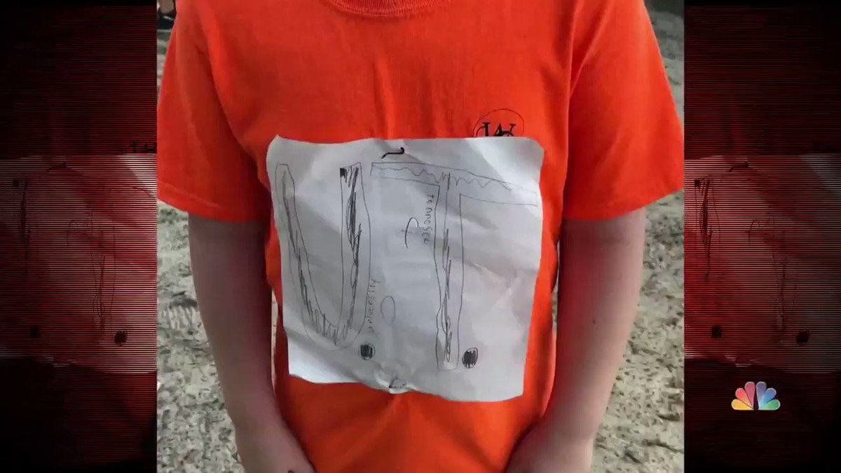 テネシー大学が大好きな小学校4年生 手書きで作ったtシャツが原因でいじめられた 少年の話を聞いた大学の対応が素晴らしい 話題の画像プラス テネシー大学が大好きな小学校4年生 手書きで作ったtシャツが原因でいじめられた 少年の話を聞いた大学の対応が素晴らしい 話題の画像プラス