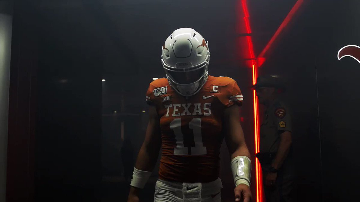 Eric Valencia (@EricVal57376168) on Twitter photo 2019-09-13 02:33:20 Turn the page. 🤘 #ThisIsTexas #HookEm Turn the page. 🤘 #ThisIsTexas #HookEm