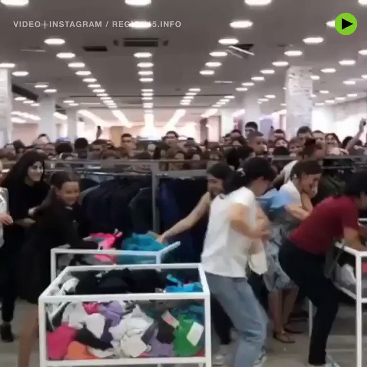 SALE, SALE, SALE at Vladikavkaz shopping center