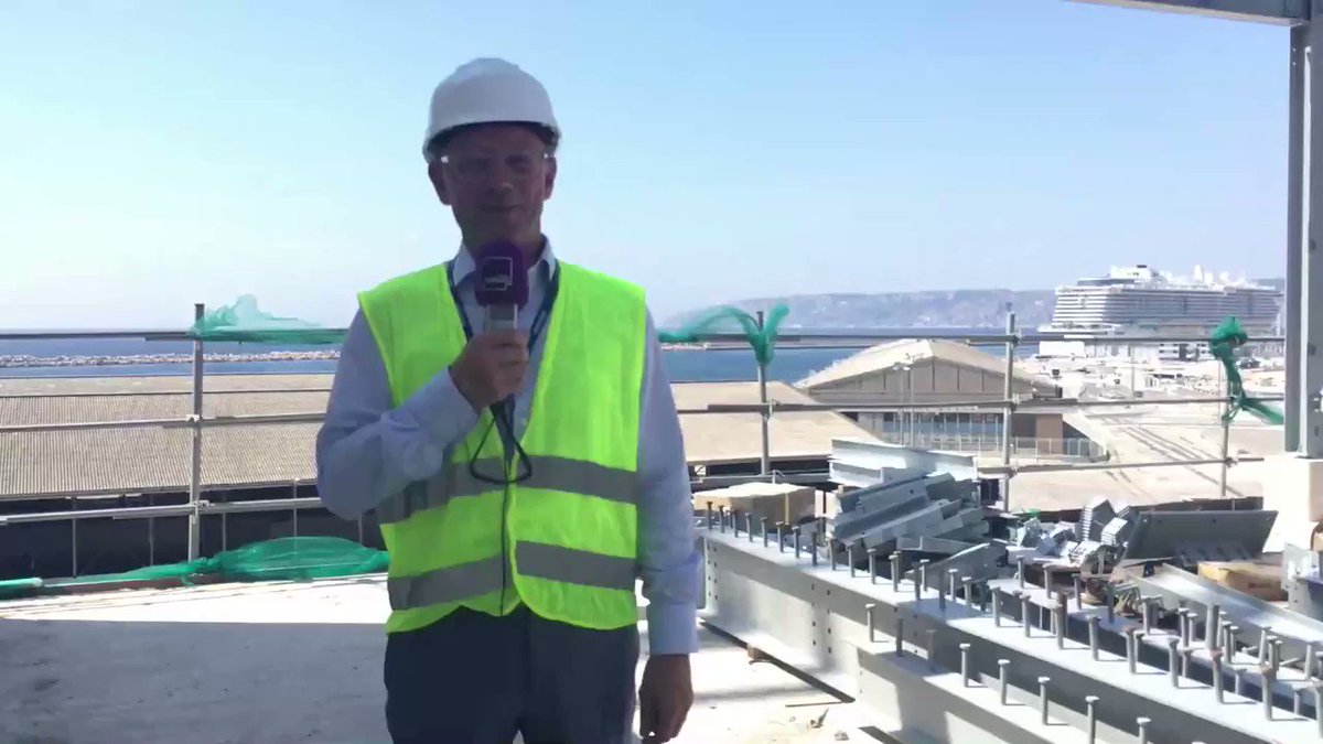 Pour fonctionner, internet a besoin d'infrastructures colossales. Et Marseille est devenue un carrefour incontournable de nos données.A découvrir notamment grâce au "Grand Reportage" de @MaximeTellier à 17h ce vendredi, dans les coulisses de cette gigantesque tuyauterie ! 📻📲💻