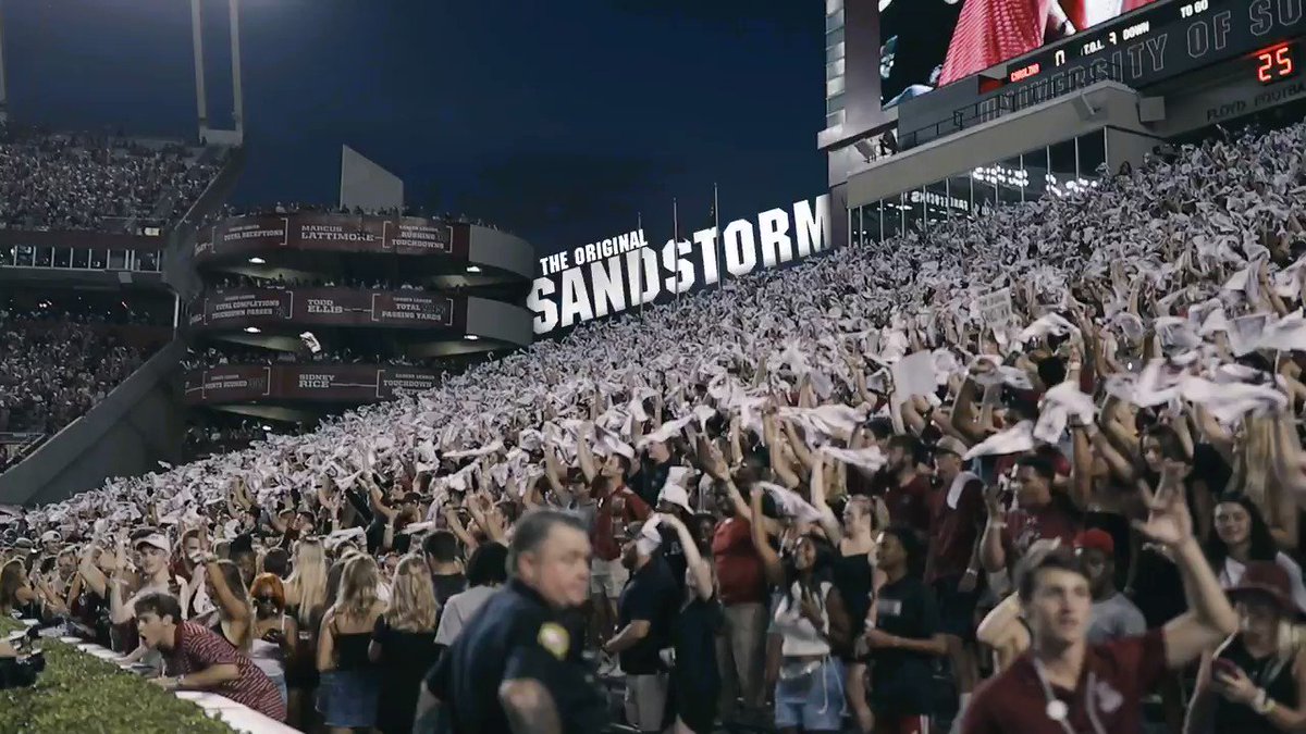 TJ (@TJJohnston88) on Twitter photo 2019-09-29 18:26:54 The best scene in college football 🤙 The best scene in college football 🤙